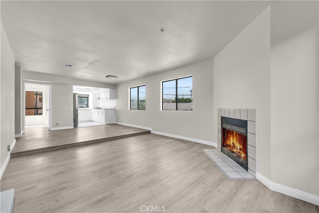 105 S Marguerita Avenue F Property Photo 2