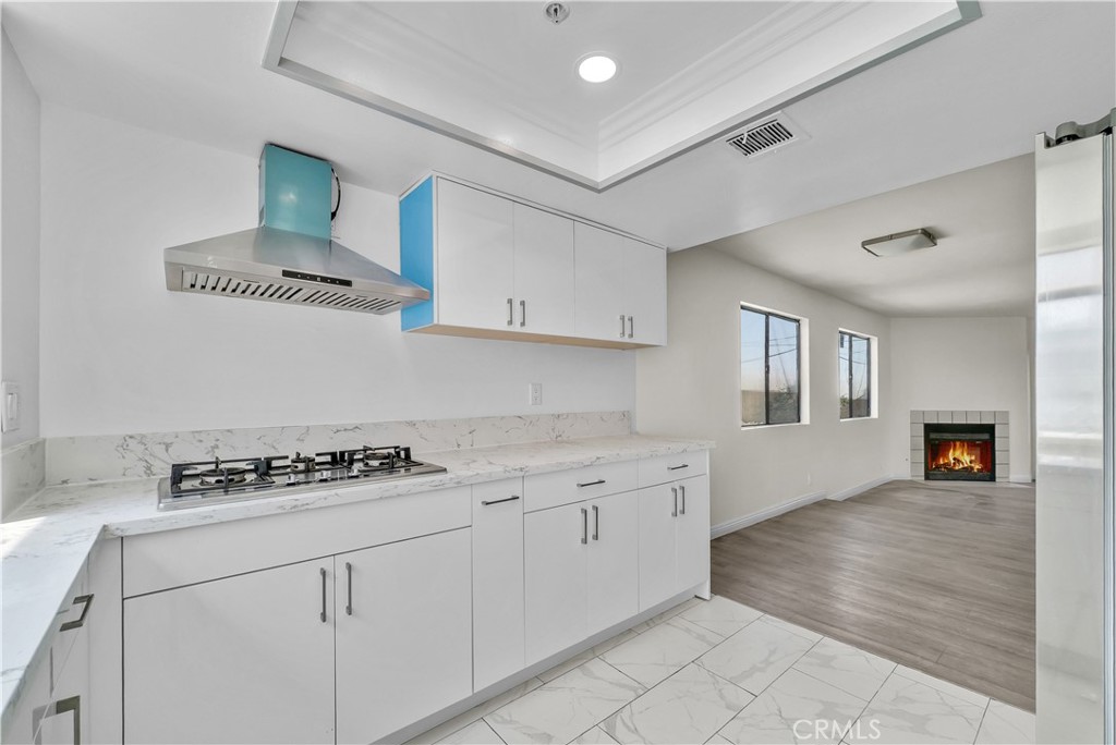 105 S Marguerita Avenue F Property Photo 8