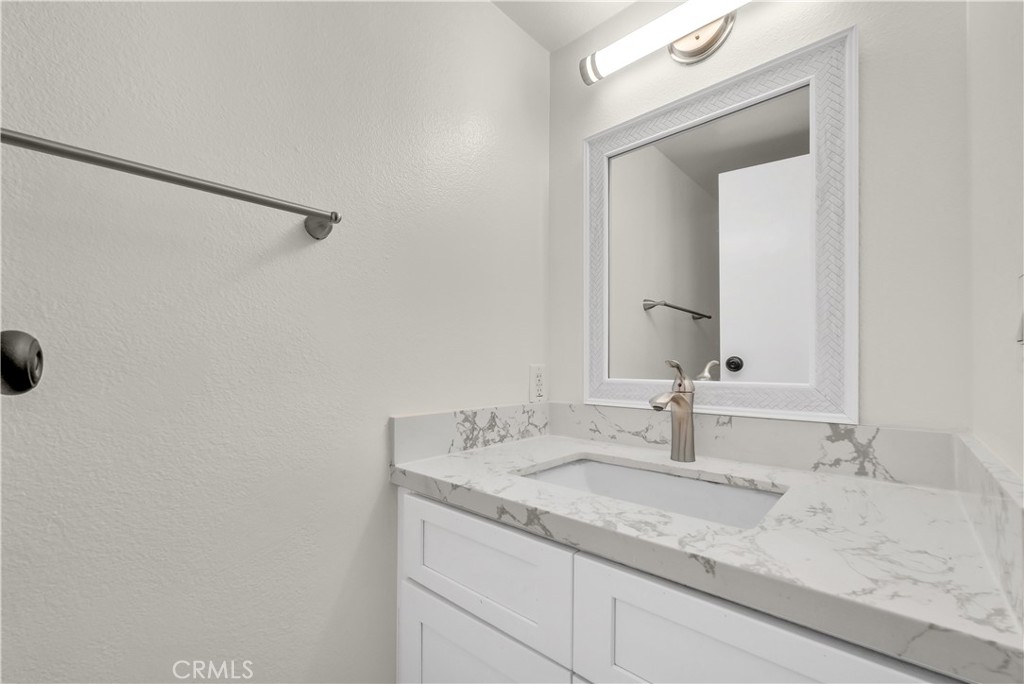 105 S Marguerita Avenue F Property Photo 13
