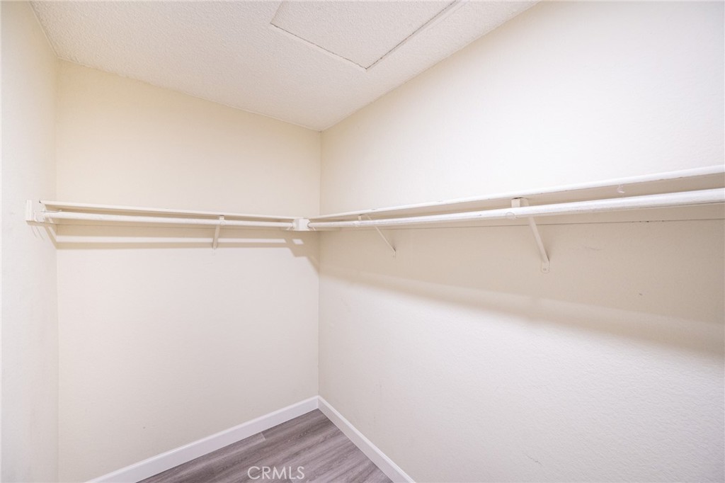 1756 Shady Oaks Court Property Photo 17