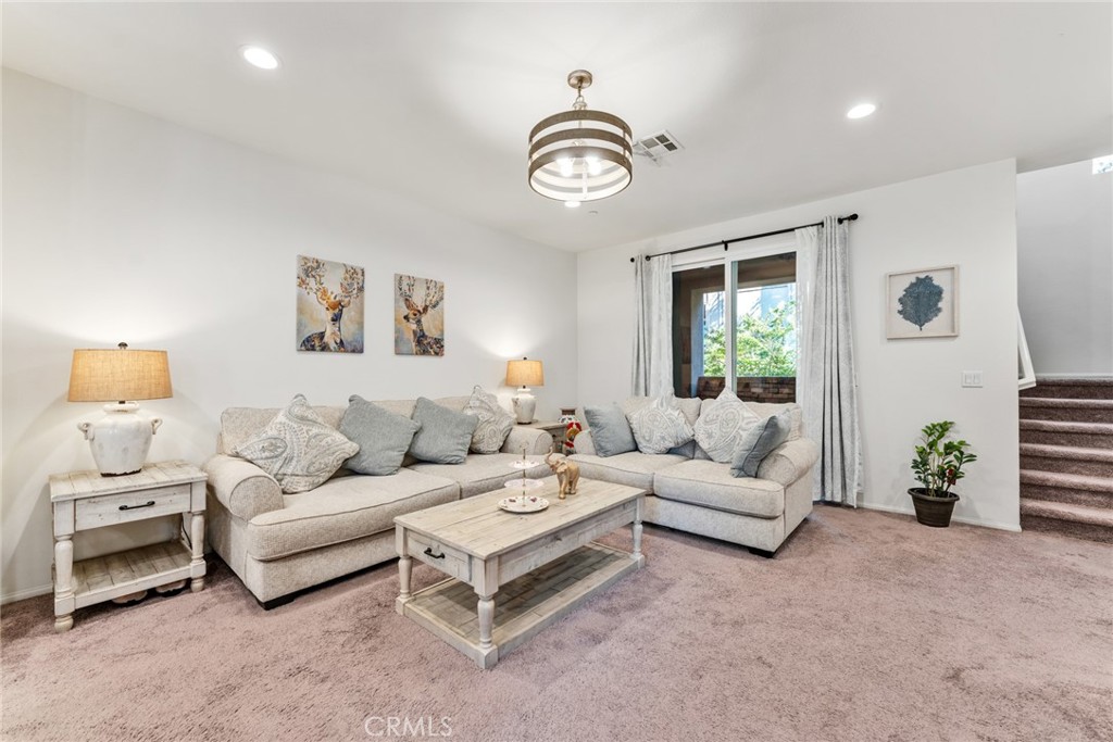 12158 Stratus Drive Property Photo 6