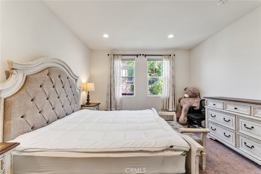 12158 Stratus Drive Property Photo 14
