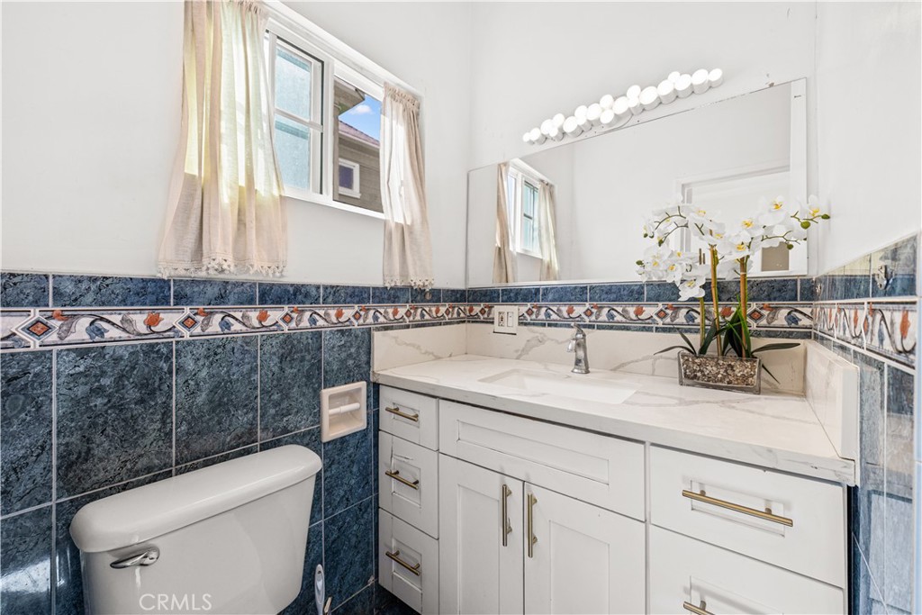 1147 S Westlake Avenue Property Photo 27