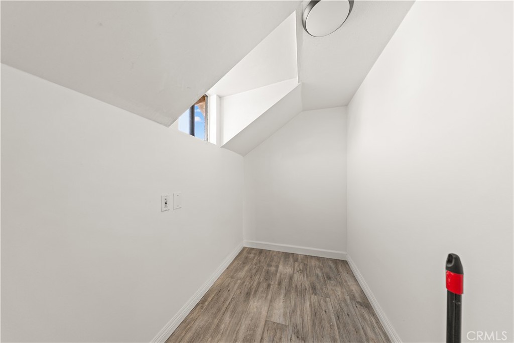1147 S Westlake Avenue Property Photo 67
