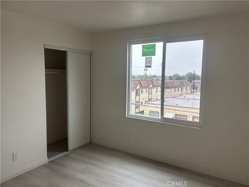 1022 S Marengo Property Photo 11