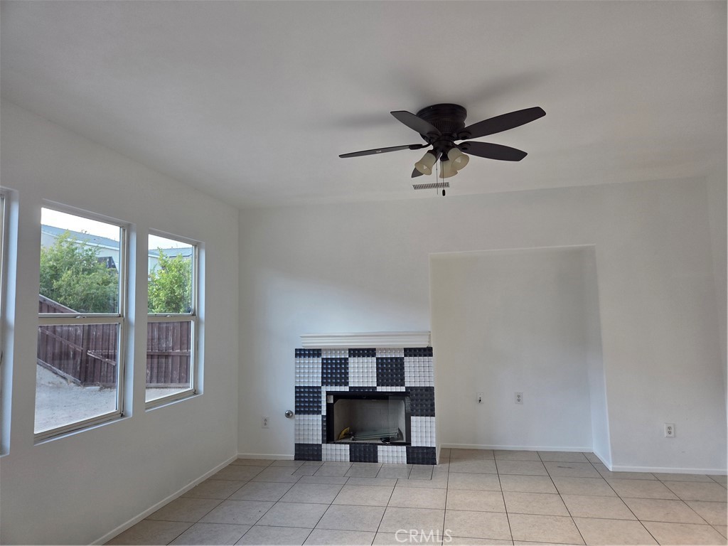 10266 Susan Property Photo 5