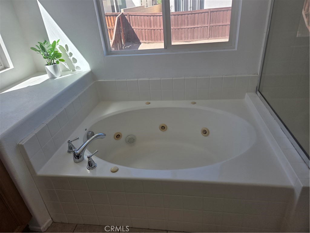 10266 Susan Property Photo 29