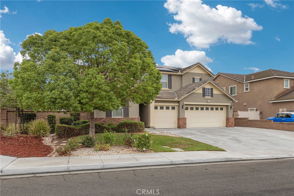 14502 Badger Property Photo 2