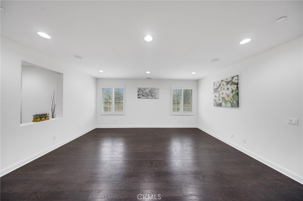 14502 Badger Property Photo 5