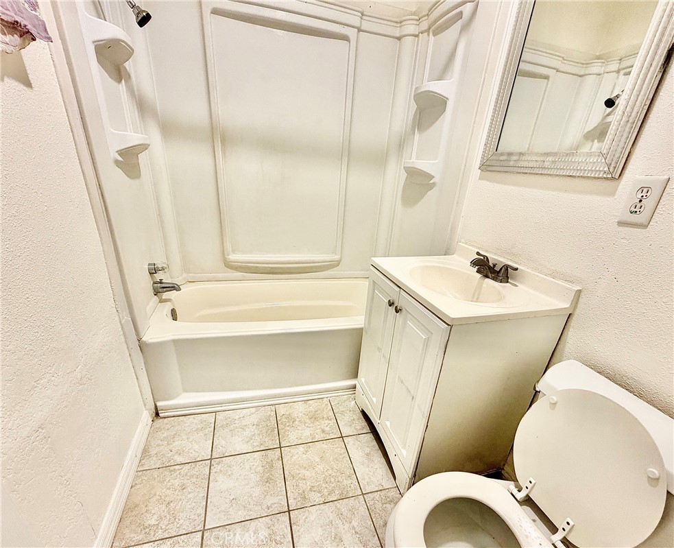 9492 Evergreen Property Photo 7