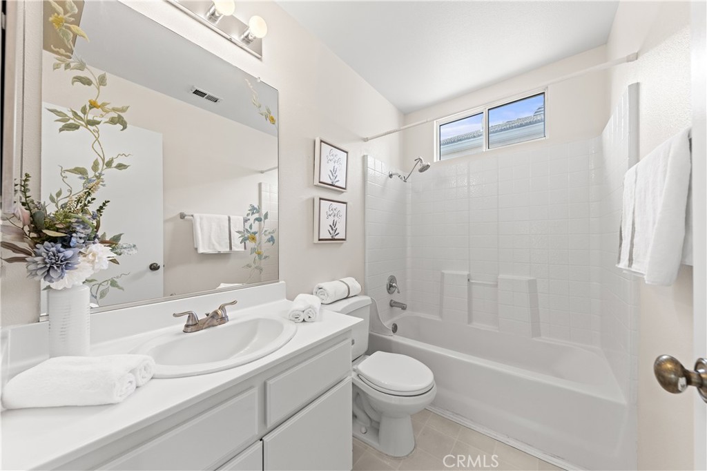 1232 Mission Pl Property Photo 22