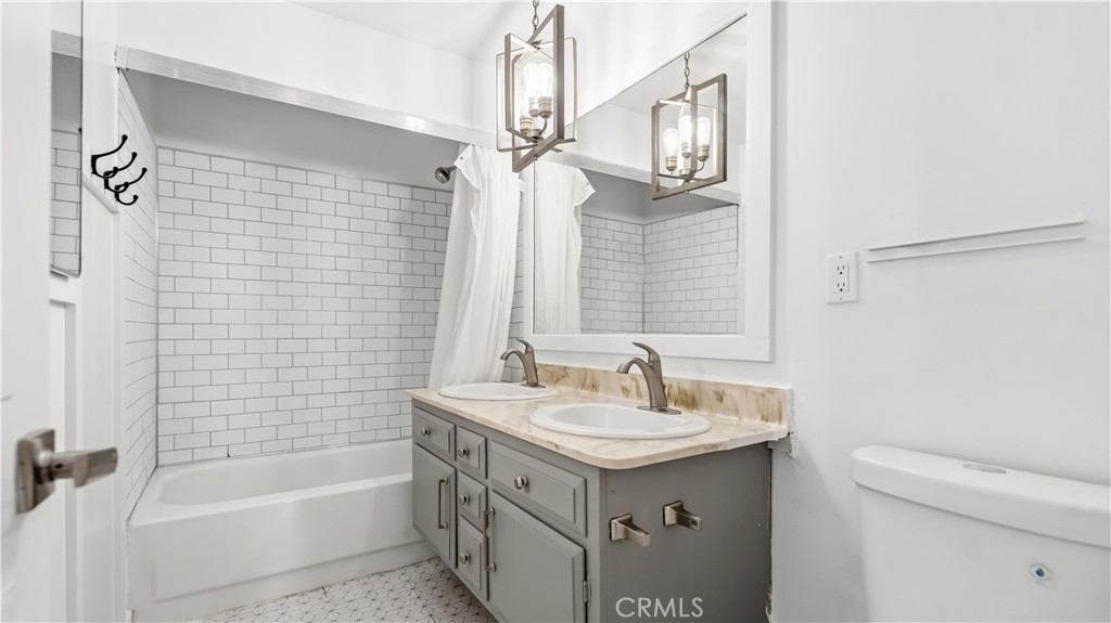 160 Masters Property Photo 36