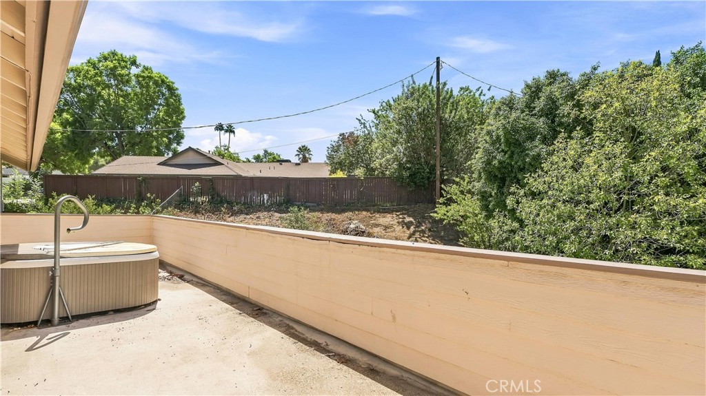 160 Masters Property Photo 44
