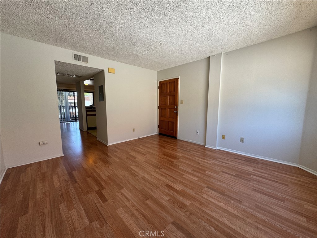 987 E Del Mar Boulevard 12 Property Photo 2