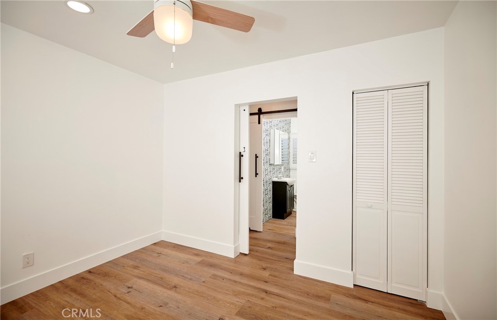 728 Euclid C Property Photo 16
