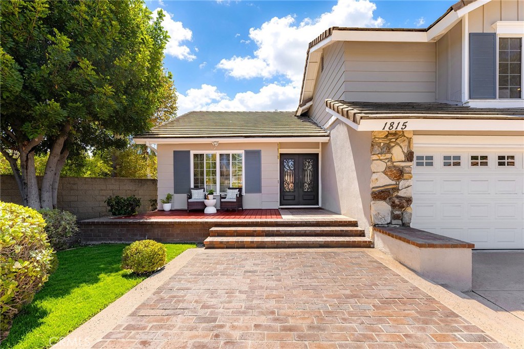 1815 Pavas Court Property Photo 4