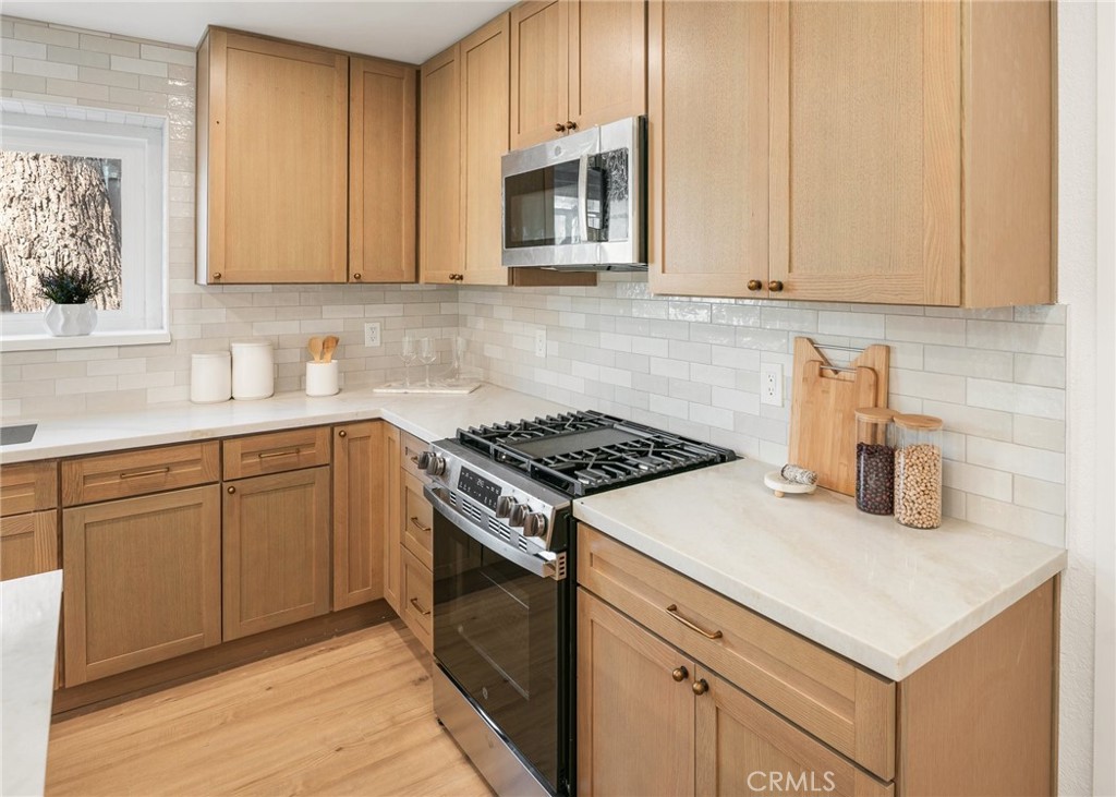 722 Isidore Street Property Photo 7