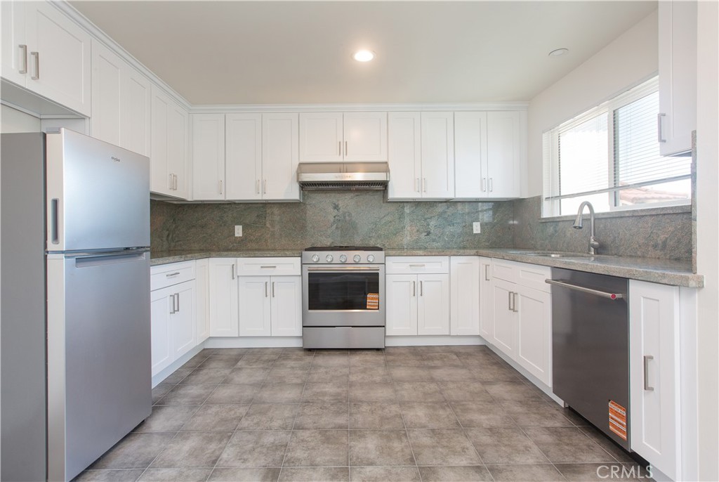 1933 Arriba Property Photo 7