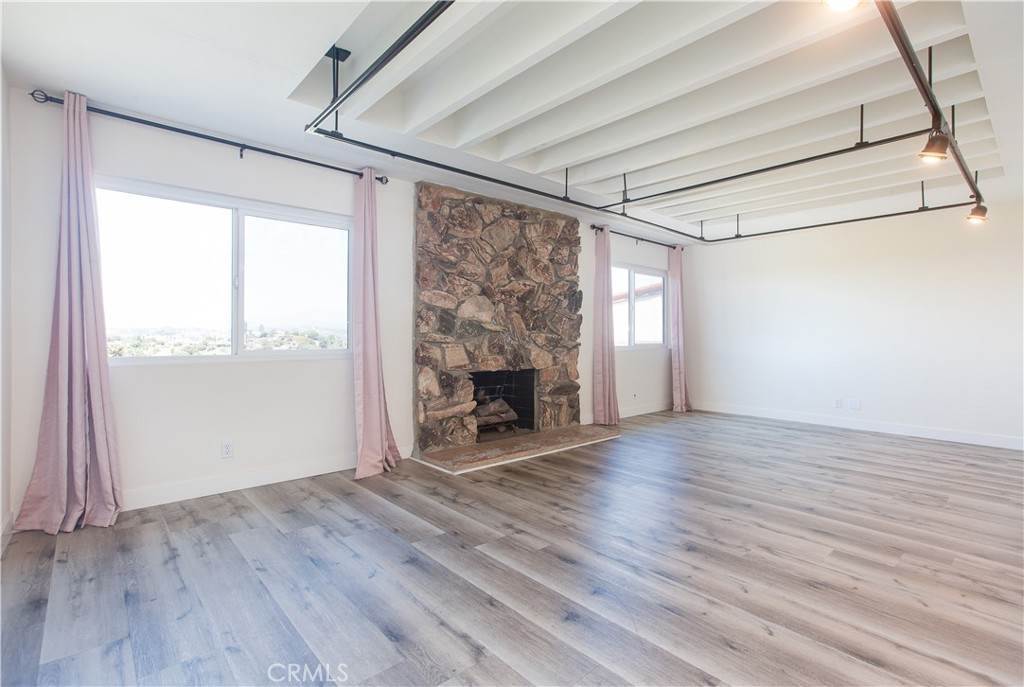 1933 Arriba Property Photo 10
