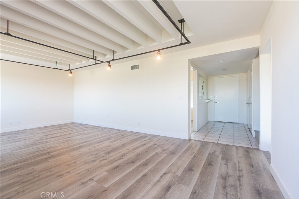 1933 Arriba Property Photo 12