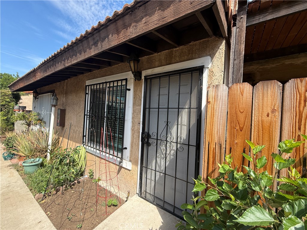 508 S Orange Avenue C Property Photo 1