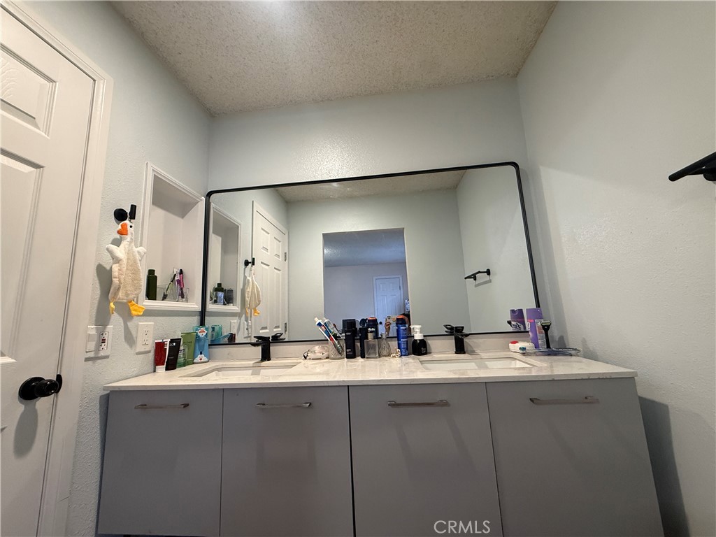 508 S Orange Avenue C Property Photo 5