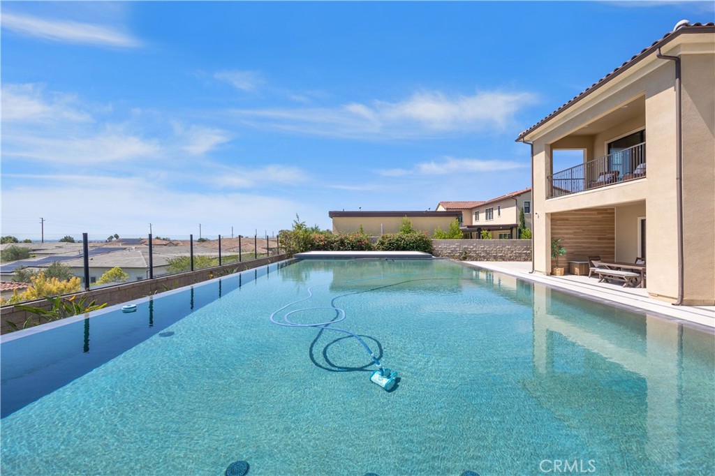 18420 Tytris Property Photo 9