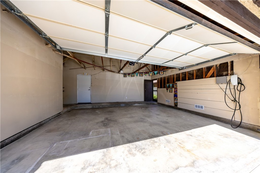 13706 Monterey Property Photo 15