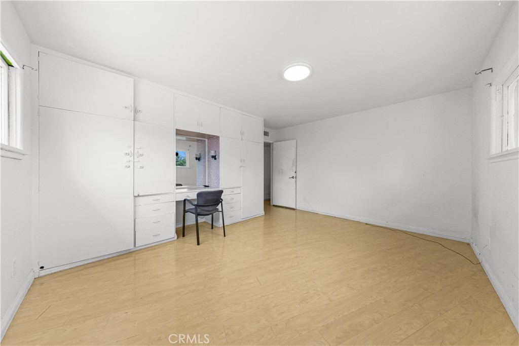 9409 Olive Property Photo 11