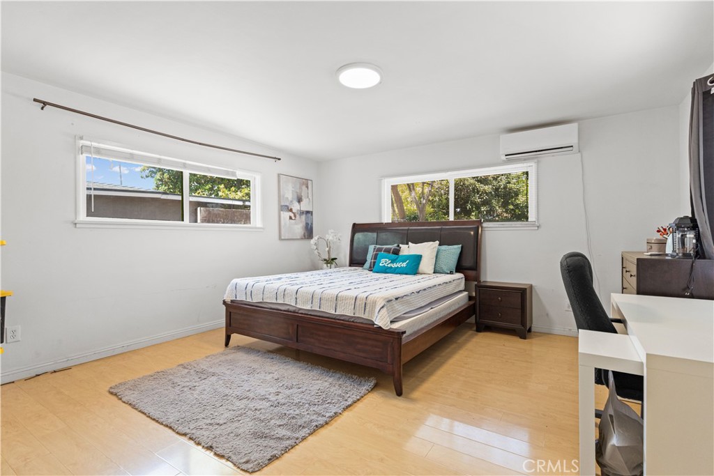 9409 Olive Property Photo 15