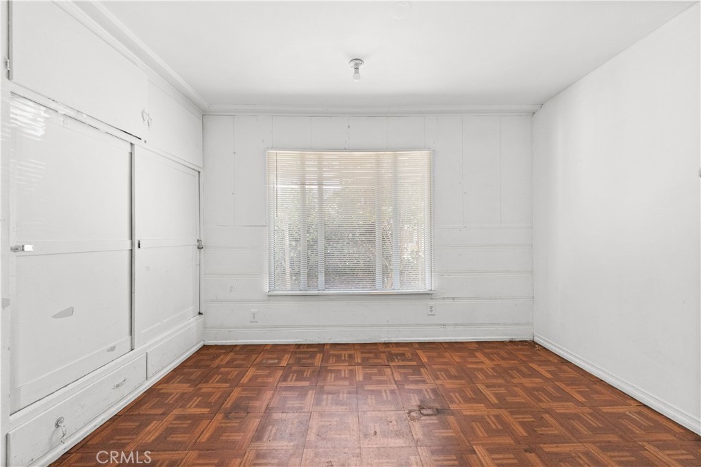 9409 Olive Property Photo 20