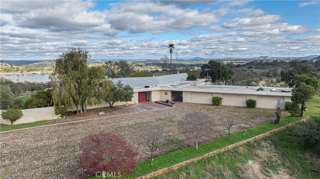 10497 Crystal Property Photo 1