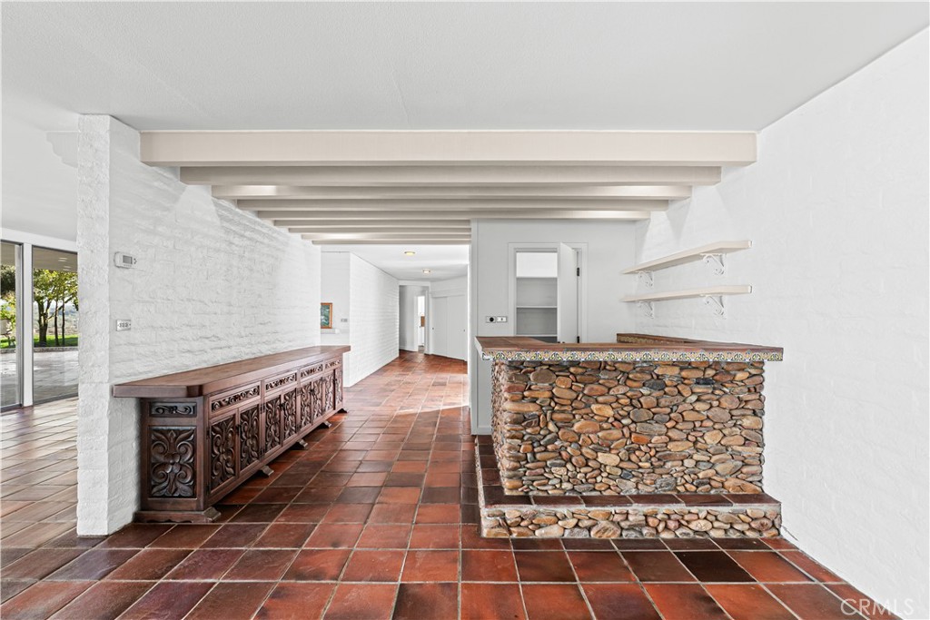 10497 Crystal Property Photo 14