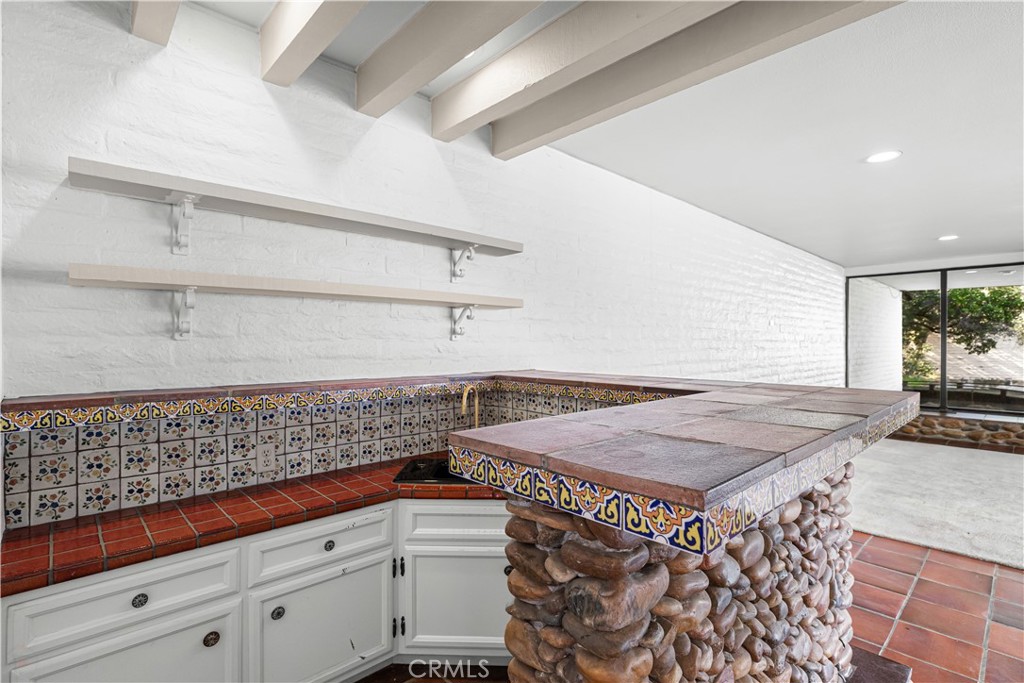 10497 Crystal Property Photo 15