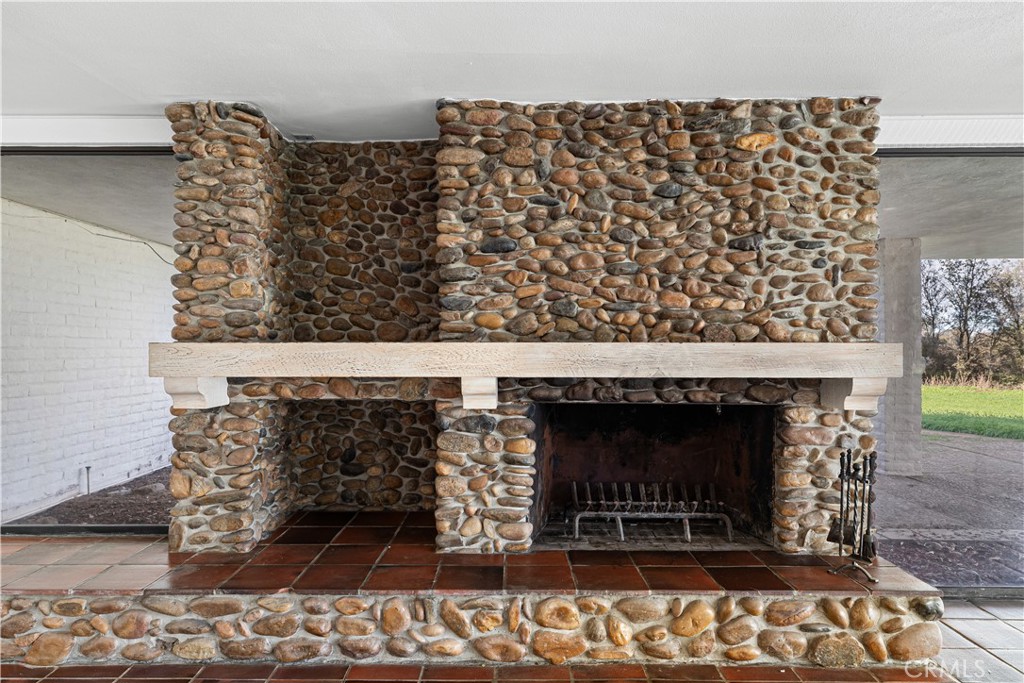 10497 Crystal Property Photo 19