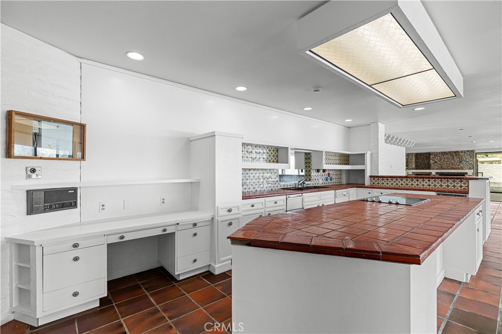 10497 Crystal Property Photo 33