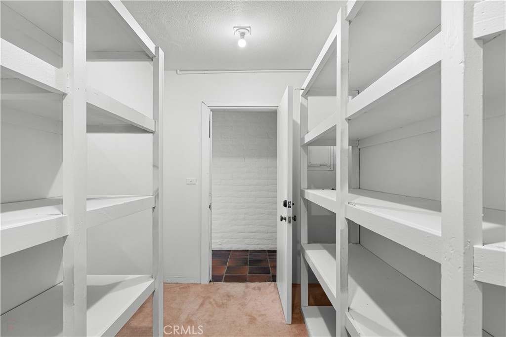 10497 Crystal Property Photo 45