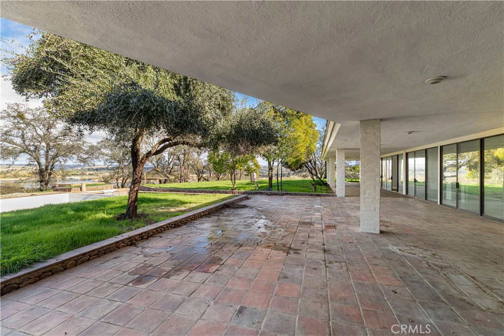 10497 Crystal Property Photo 66