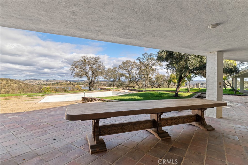 10497 Crystal Property Photo 68
