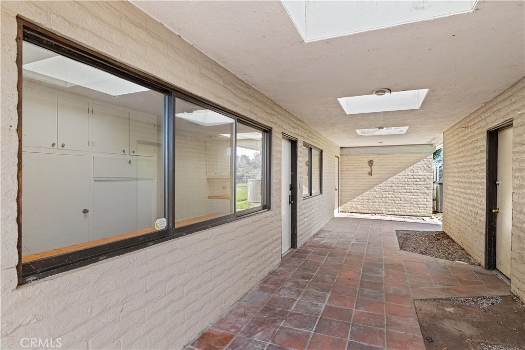 10497 Crystal Property Photo 69