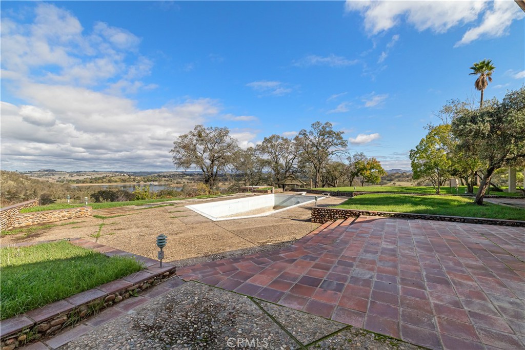 10497 Crystal Property Photo 71