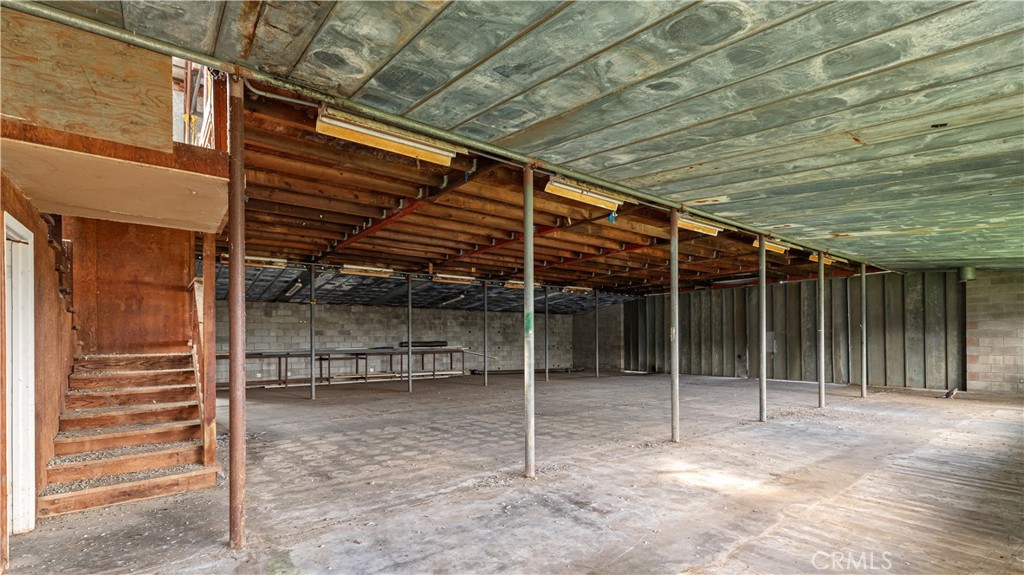 10497 Crystal Property Photo 73