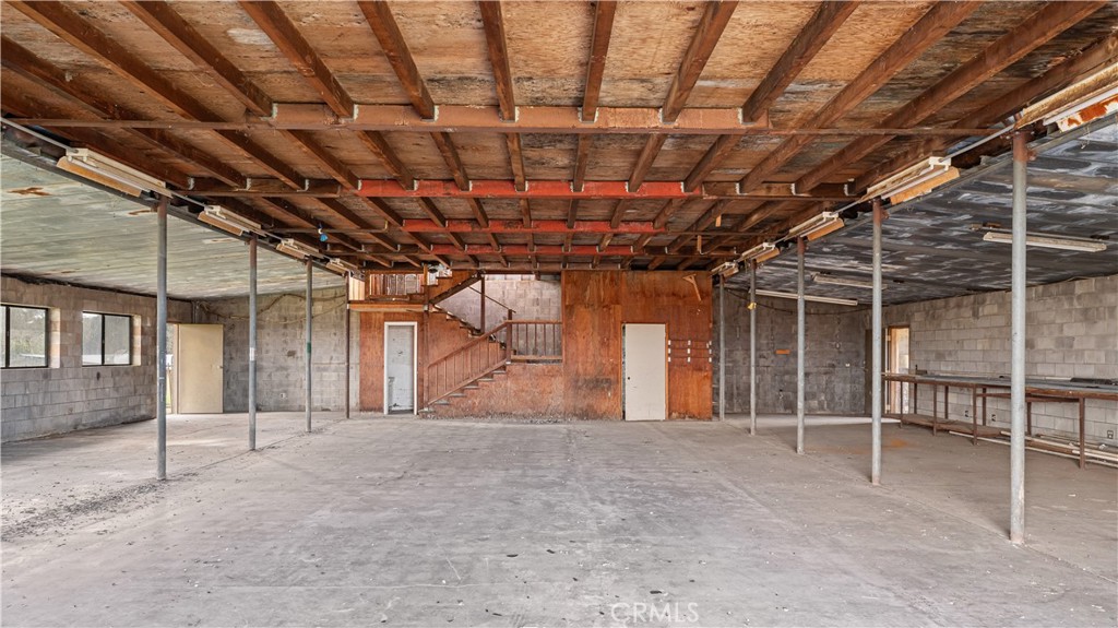 10497 Crystal Property Photo 74