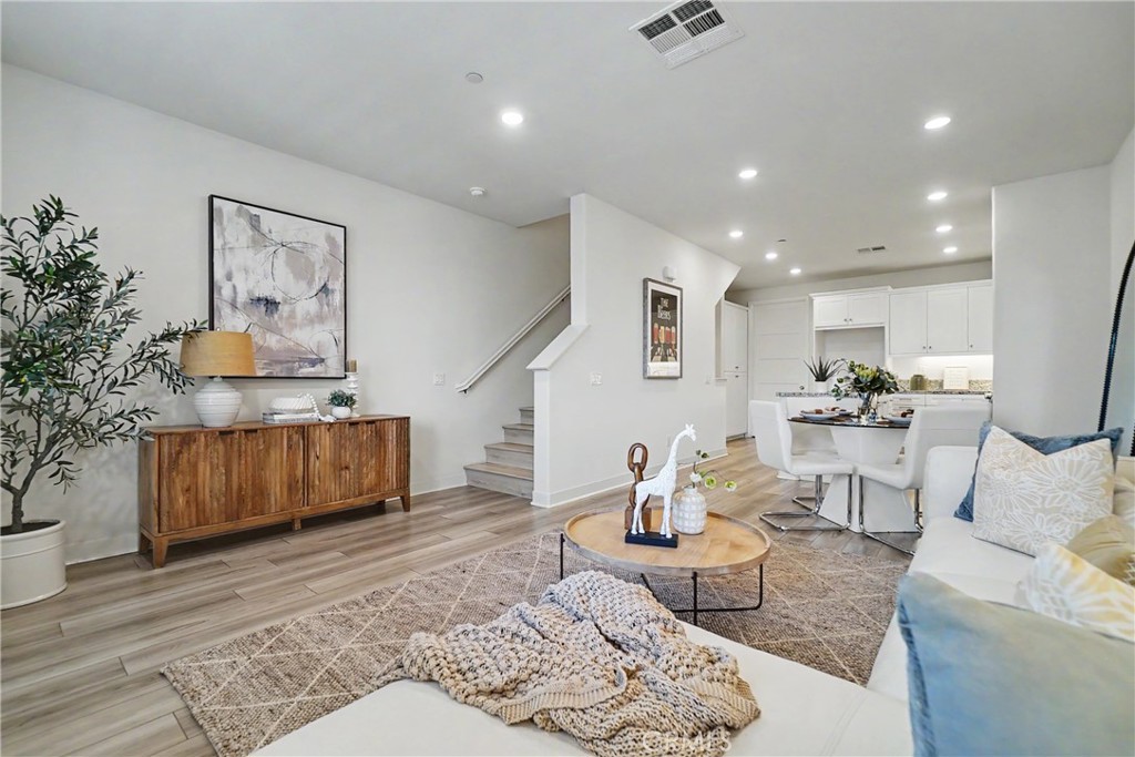 18 Bedford Court Property Photo 8