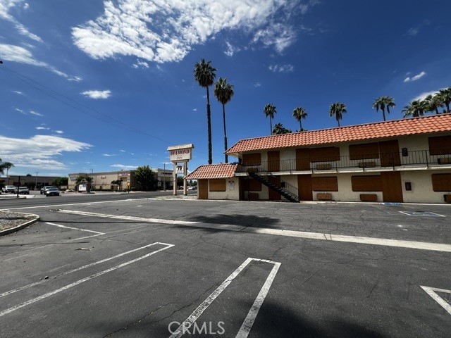 2700 W Florida Property Photo 1