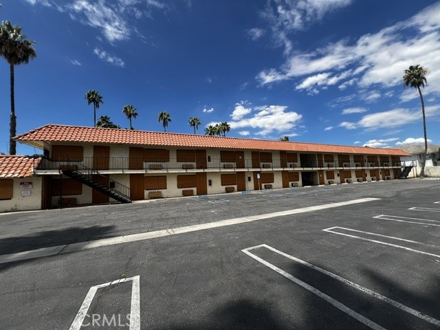 2700 W Florida Property Photo 2