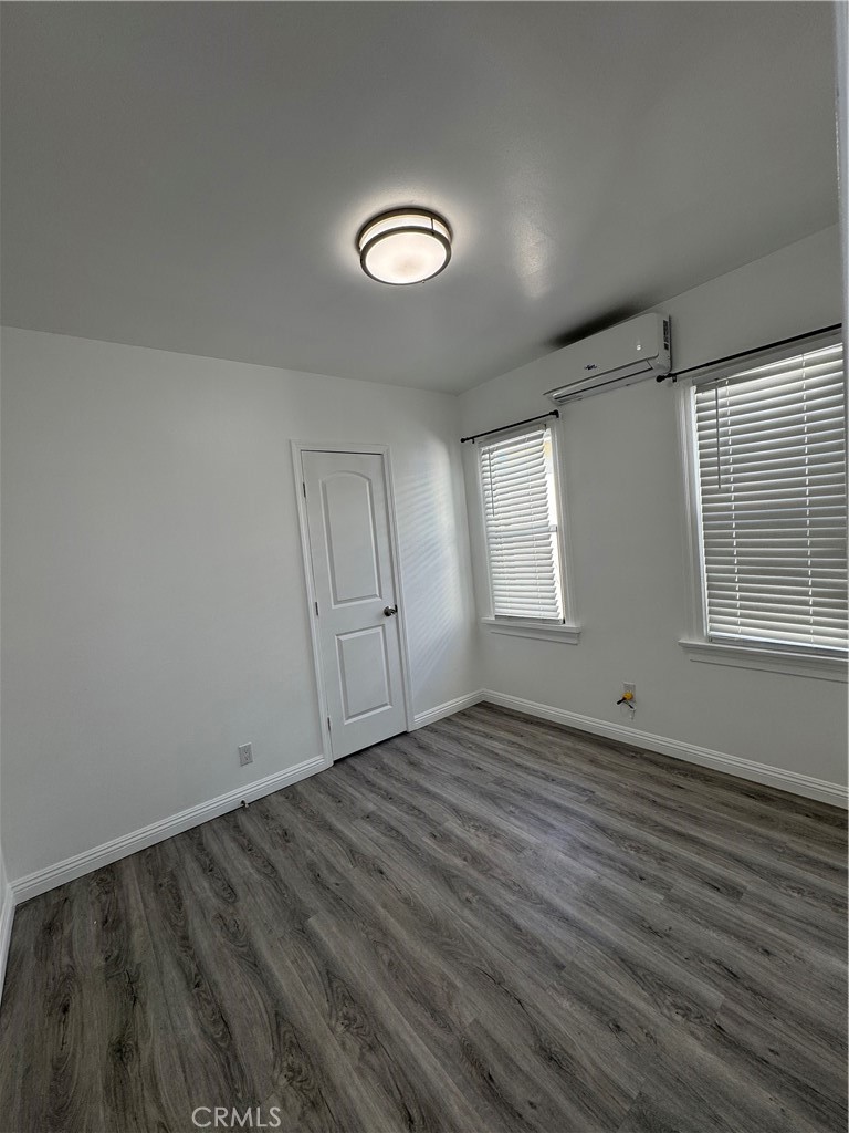 608 S Electric 6 Property Photo 2