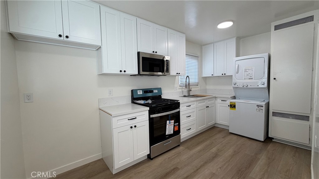 310 S California Street C Property Photo 1