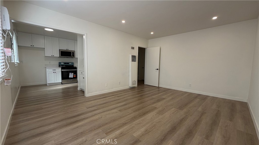 310 S California Street C Property Photo 3