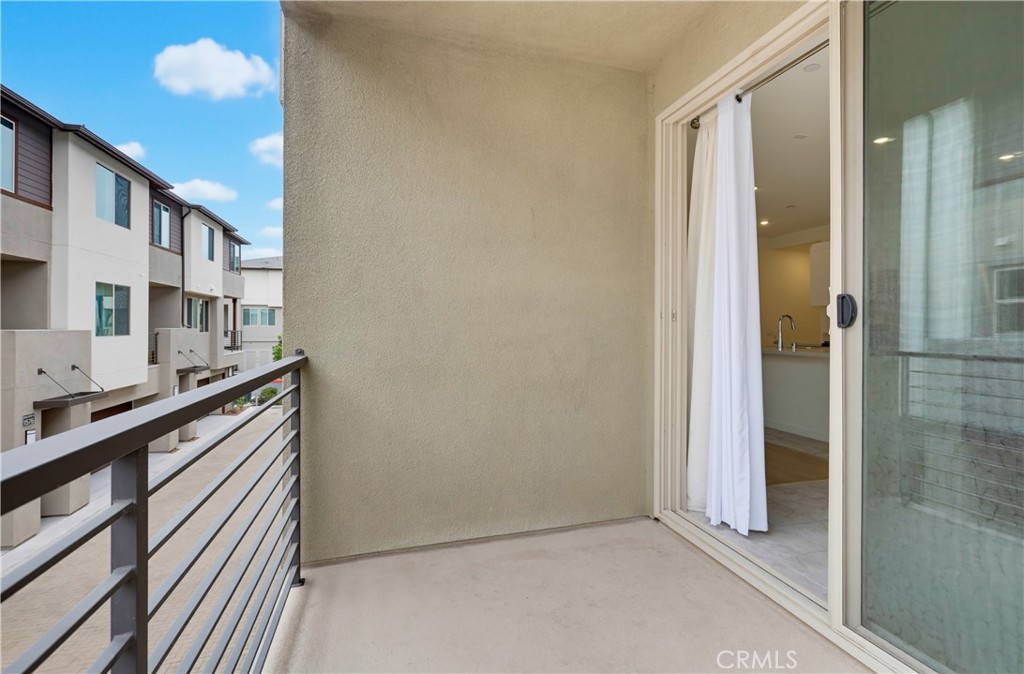 1572 Lima 1 Property Photo 9